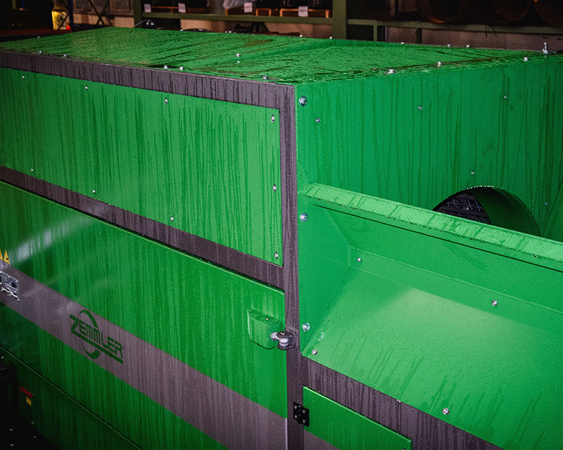 Weather and dust protection roof
